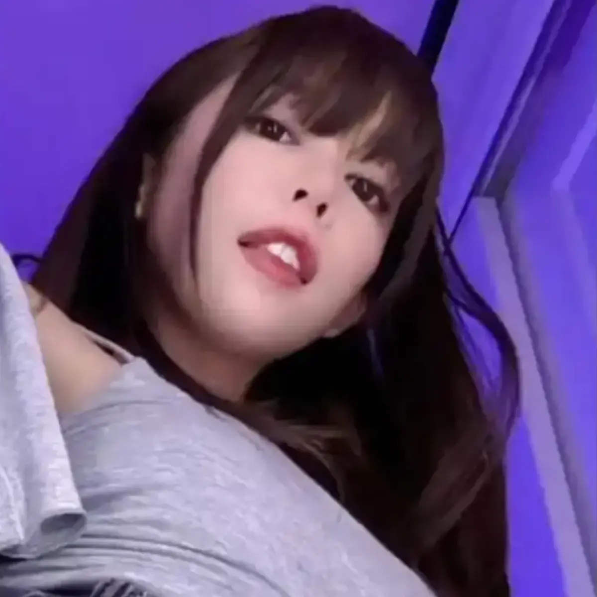 《绯红小猫KittyKum》1080P高清全集在线观看-无删减完整版-蓝光资源-绯红小猫KittyKum免费播放