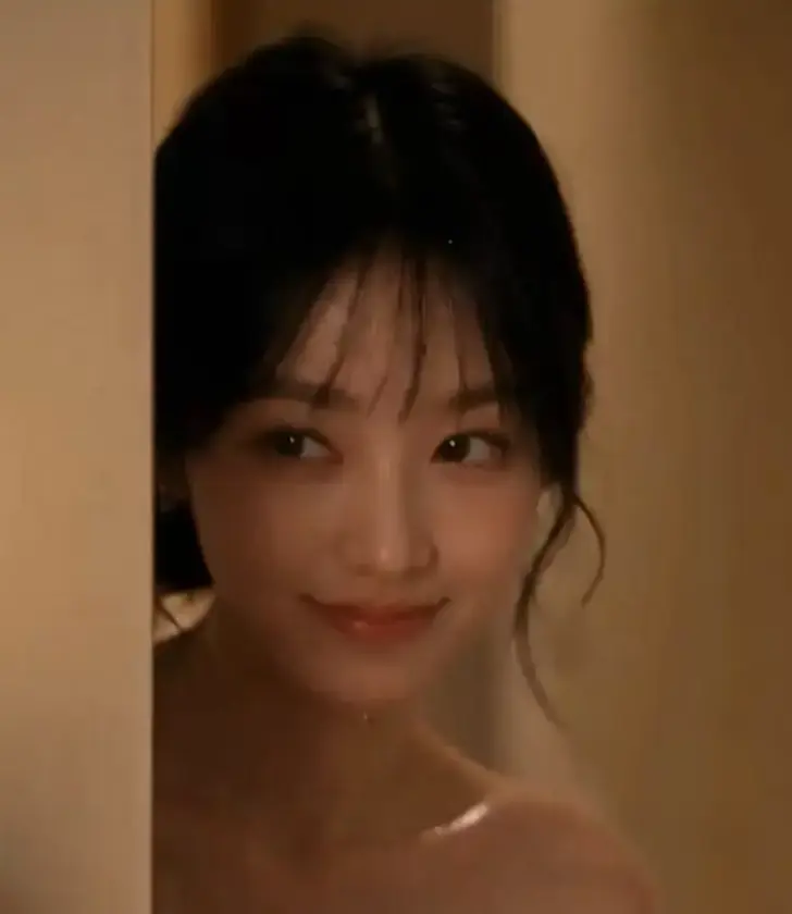 《女友帮我追闺蜜》1080P高清未删减版 - 免费在线看完整版 - 2026黄果AI短剧资源下载 - 女友帮我追闺蜜全集夸克网盘迅雷资源