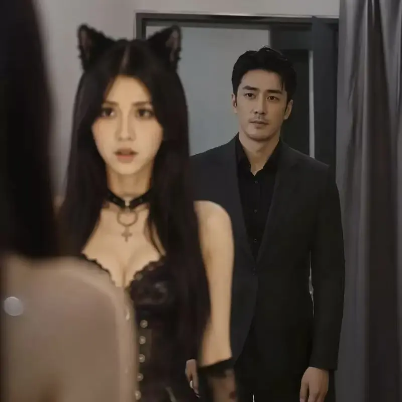 《不能碰的猫耳女下属的秘密》AI短剧完整版合集-2026都市职场悬疑黑马，谜团反转追剧-不能碰的猫耳女下属的秘密全网刷屏在线看
