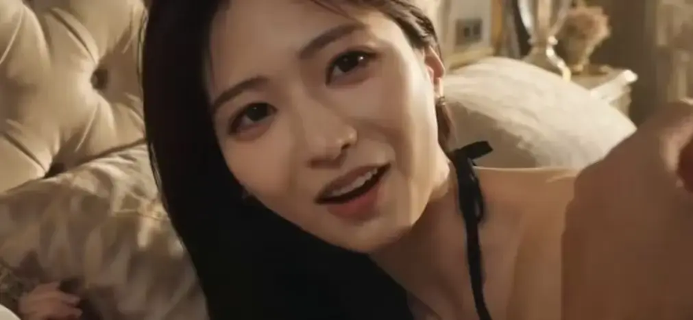 《B中爱情故事》AI智能短剧全集在线观看-高三爱情故事重逢篇免费播放-蓝光未删减版资源下载